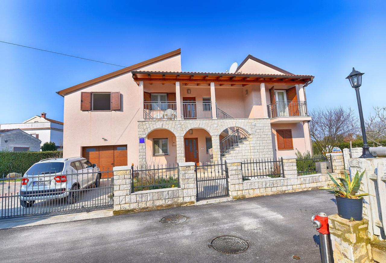 Apartment Monfiorenzo 1551 Rovinj Bagian luar foto