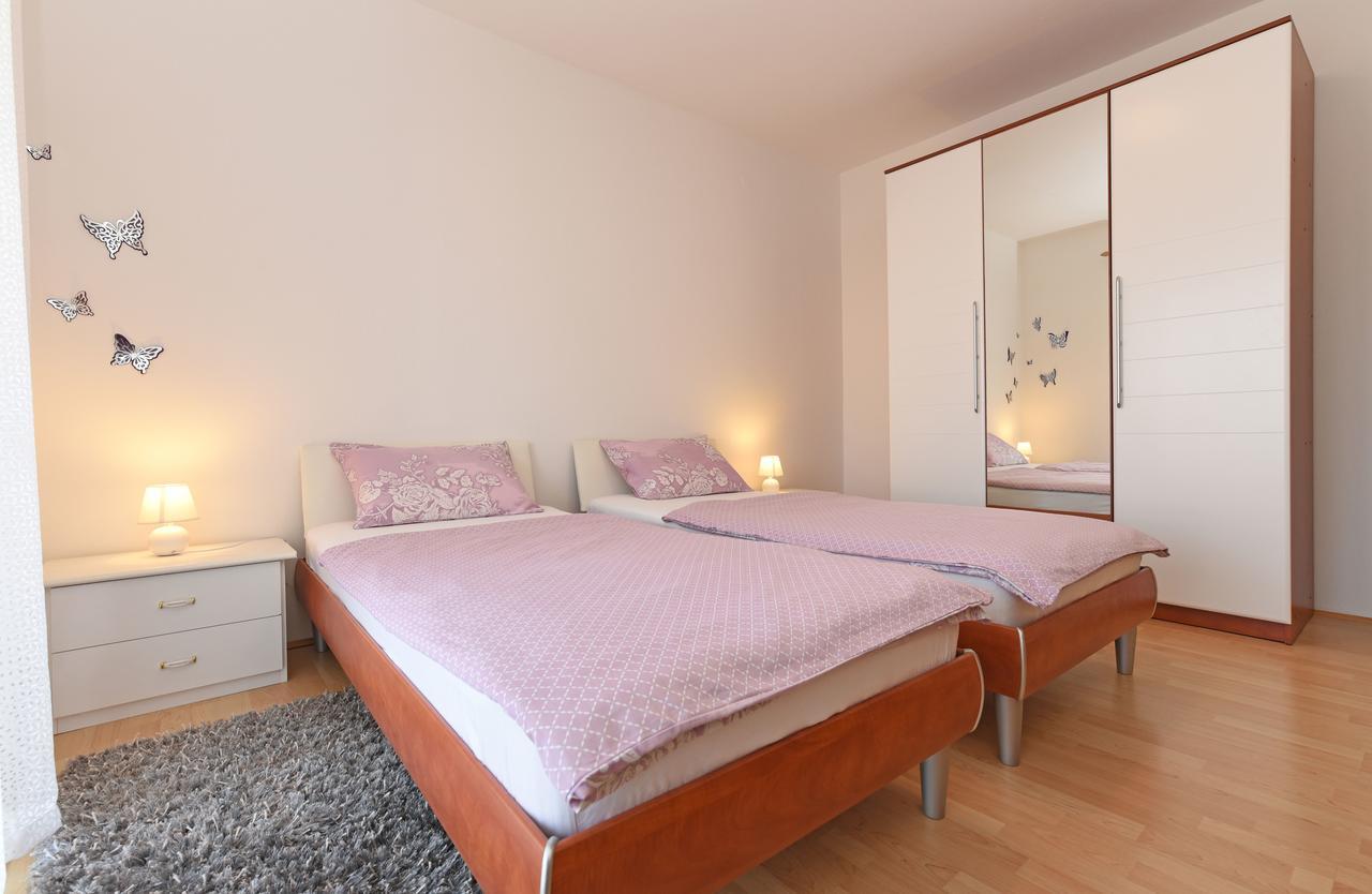 Apartment Monfiorenzo 1551 Rovinj Bagian luar foto
